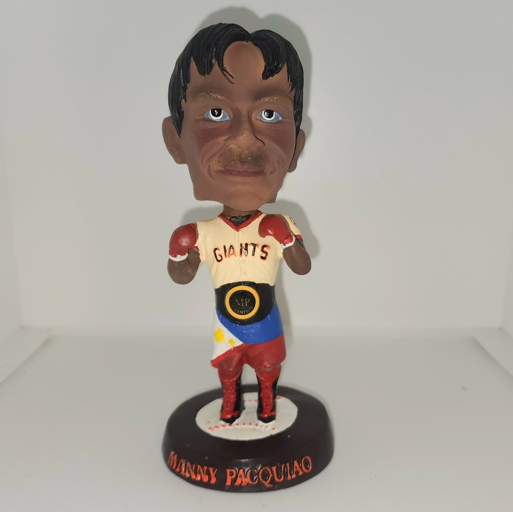 San Francisco Giants Manny Pacquiao SGA boxing bobblehead in box